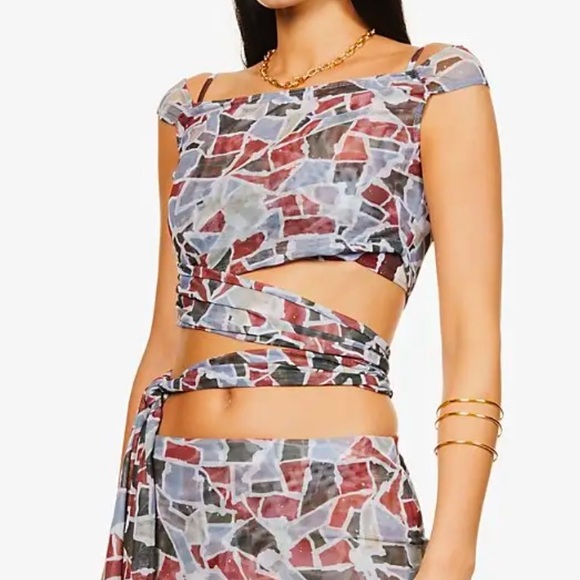 Inamorata Abstract Mosaic Mesh Wrap Top - Picture 3 of 5